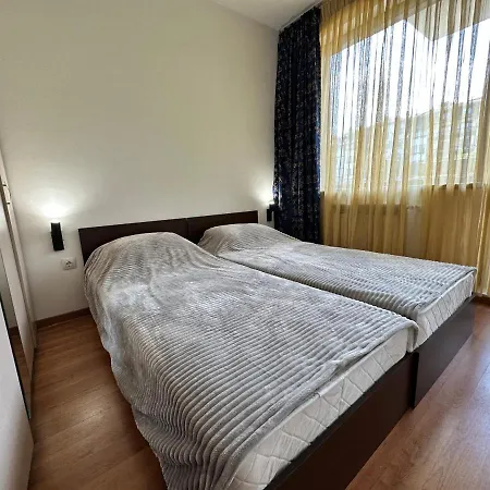 Great Flat In Belvedere Club דירה בנסקו