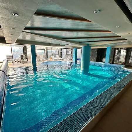 Great Flat In Belvedere Club *